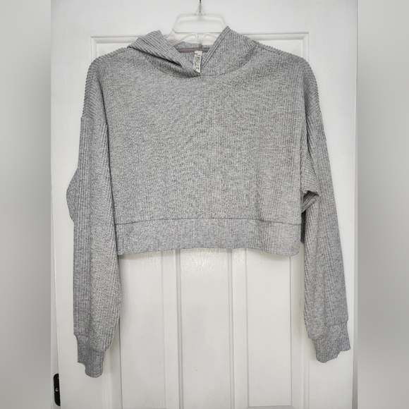 Alo Yoga Muse Hoodie and Sweatpant Set In Athletic Heather Grey Size Small - Picture 4 of 11